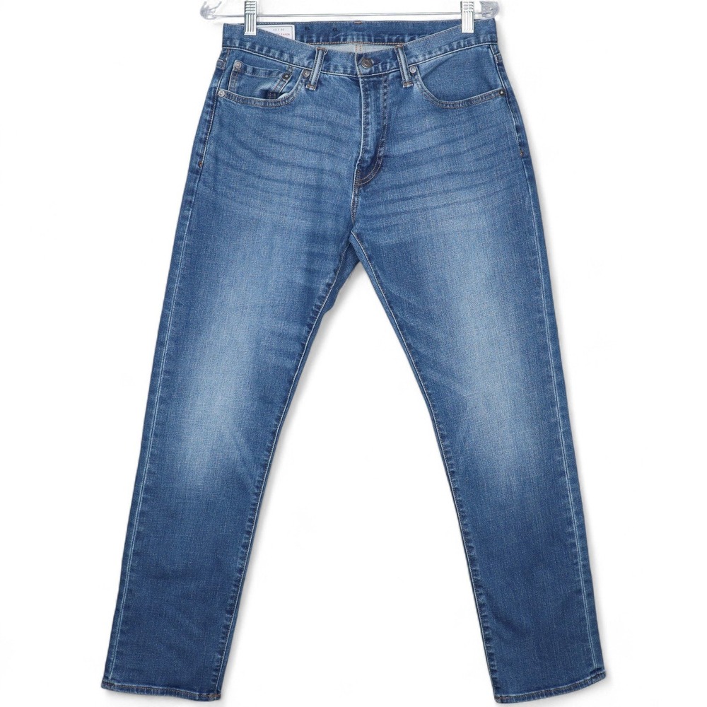GAP Athletic Taper Jeans Mens 30x30 Medium Wash Denim Modern Casual